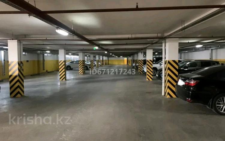 Паркинг • 13 м² • К.Аманжолова 26 — Нажимеденова за 17 000 〒 в Астане, Алматы р-н — фото 13