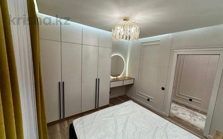 3-комнатная квартира, 90 м², 3/9 этаж помесячно, Аргынбекова 23