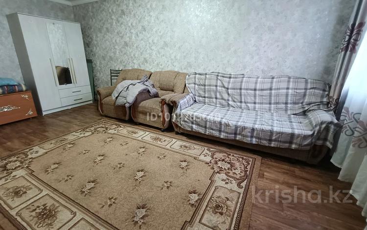 1-бөлмелі пәтер · 33 м² · 1 қабат, Новая, бағасы: 95 000 ₸ в Долане — фото 3