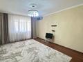 2-бөлмелі пәтер · 75 м² · 7/9 қабат, мкр. Алмагуль, Алмагуль 3, бағасы: 22.5 млн ₸ в Атырау — фото 2