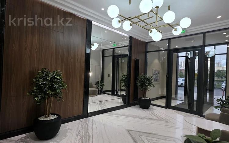 4-бөлмелі пәтер · 140.5 м² · 5/9 қабат, Туран 43Б, бағасы: 135 млн ₸ в Астане, Нура р-н — фото 2
