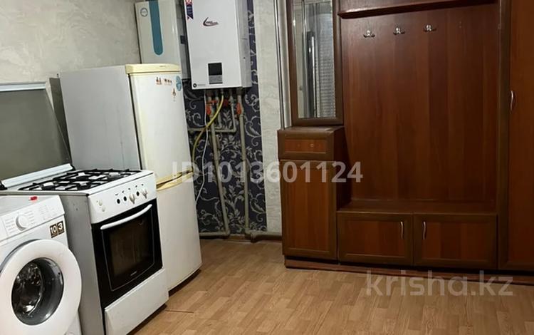 Часть дома · 2 комнаты · 32 м² · 10 сот., мкр Асар-1 за 45 000 ₸ в Шымкенте, Абайский р-н — фото 2