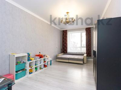 2-комнатная квартира, 68 м², Улы Дала 31/1 за 33.5 млн 〒 в Астане