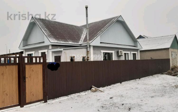 Жеке үй · 3 бөлме · 130 м² · 9 жүзд., мкр Коктем, Аяган шыныбаев 29 — Пересечение 16й улицы, бағасы: 23 млн ₸ в Атырау — фото 2