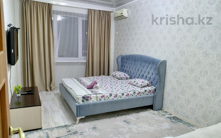 1-комнатная квартира · 50 м² · 6/8 этаж, мкр. Алтын орда, Санкибай батыра 40 — ГМ Дина, Летное училища э, университет Жубанова за 130 000 ₸ в Актобе — фото 2