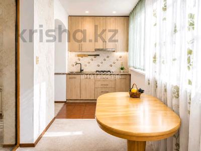 3-бөлмелі пәтер · 79 м² · 4/4 қабат, 11-шағынаудан 220 — Торекулова 220, бағасы: 30.7 млн ₸ в Шымкенте, Енбекшинский р-н