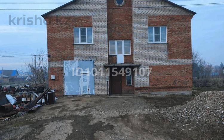 Отдельный дом · 5 комнат · 275 м² · 15 сот., Койшыбаева 20 за 35 млн 〒 в Усть-Каменогорске, Ахмирово — фото 10