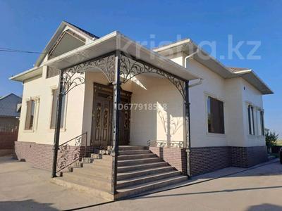 Отдельный дом • 8 комнат • 250 м² • 10 сот., Самал 1 Улытау за 70 млн 〒 в Сарыагаш
