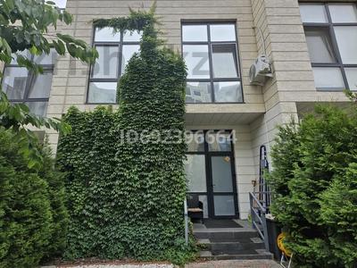 4-бөлмелі пәтер · 170 м² · 2/3 қабат, мкр Думан-1, Бурабай 54 — Бурабай-сабыра рахимова, бағасы: 92 млн ₸ в Алматы, Медеуский р-н