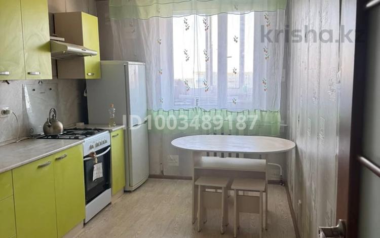 3-бөлмелі пәтер · 70 м² · 10/10 қабат, 8-й микрорайон, 8 микрарайон 15, бағасы: 180 000 ₸ в Костанае — фото 14
