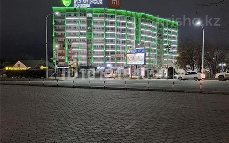 1-комнатная квартира · 46.7 м² · 9/10 этаж, пр.Алии Молдагуловой 13Б за 17 млн ₸ в Актобе — фото 2