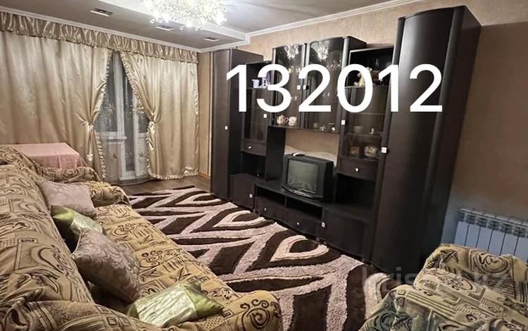 3-комнатная квартира, 63 м², 3/5 этаж, мкр Тастак-3 — Дуйсенова за 39 млн 〒 в Алматы, Алмалинский р-н — фото 2