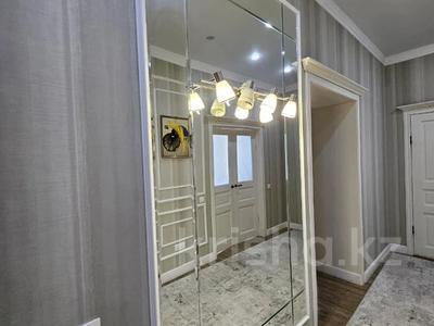 4-комнатная квартира · 120 м² · 10 этаж, мкр Уркер, Анет баба за 90 млн ₸ в Астане, Нура р-н