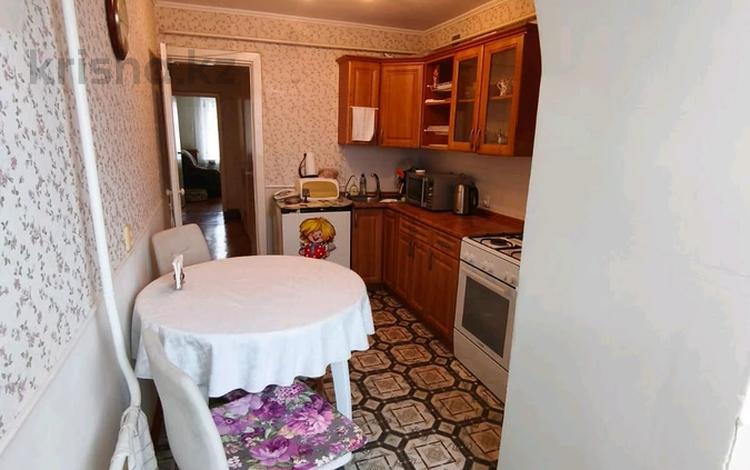 3-бөлмелі пәтер · 65 м² · 2/5 қабат, горького, бағасы: 29.4 млн ₸ в Петропавловске — фото 2