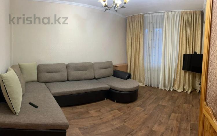 3-комнатная квартира, 65 м², 3/5 этаж, Утепова 9