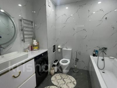 2-комнатная квартира · 78 м² · 3/9 этаж, Алмагул 4 за 28 млн 〒 в Атырау