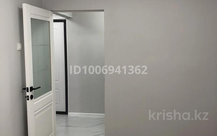 2-комнатная квартира · 45 м² · 3/5 этаж, Авангард-4 10 за 18.5 млн 〒 в Атырау, мкр Авангард-4 — фото 33