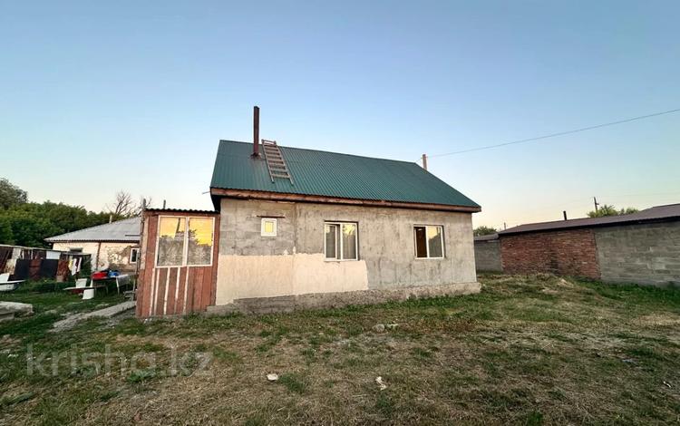 Жеке үй · 2 бөлме · 71 м² · 8 жүзд., Молодежная 20, бағасы: 16 млн ₸ в Усть-Каменогорске — фото 15
