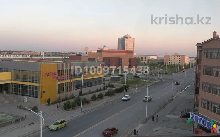 3-бөлмелі пәтер · 68 м² · 5/5 қабат, Ғафура Мухамеджанова 8 — Левый берег, Жастар орталығы мен жаңа стадионның жанында, бағасы: 20 млн 〒 в  — фото 2