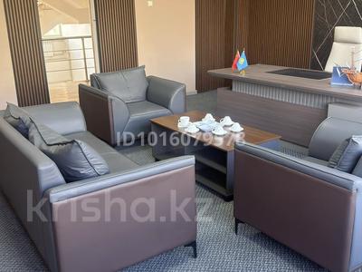 Кеңселер, кабинеттер және жұмыс орындары · 36.6 м², бағасы: 292 800 ₸ в Алматы, Алатауский р-н