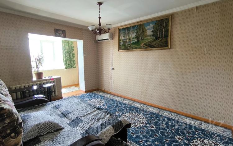 2-комнатная квартира · 46.6 м² · 5/5 этаж, 11-й микрорайон, Шокана Уалиханова — Рынок АЛАТАУ за 15.2 млн ₸ в Шымкенте, Енбекшинский р-н — фото 2