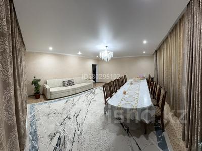 Отдельный дом · 4 комнаты · 112 м² · 6.8 сот., мкр Жилгородок, улица Алтынемел 21 — Мкр Жилгородок за 35 млн 〒 в Актобе