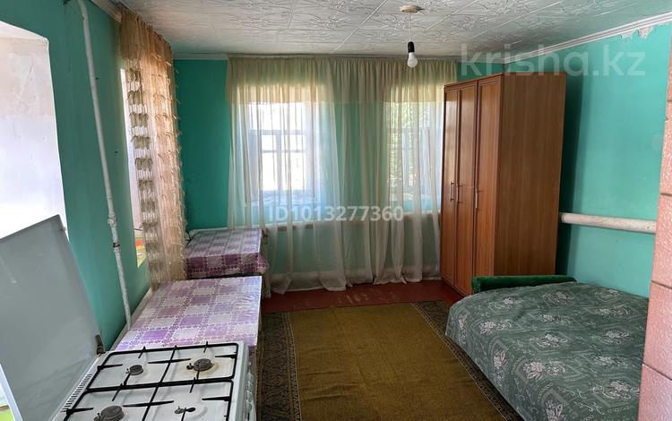 Отдельный дом · 1 комната · 40 м² · 2 сот., Крестьянская 33 за 50 000 ₸ в Затобольске (Тобыле) — фото 2