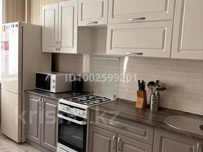 1-бөлмелі пәтер · 50 м² · 4/9 қабат, Наримановская — Gold/red.круглосуточно, бағасы: 2 000 ₸ в Костанае