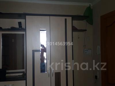 2-комнатная квартира · 50.5 м² · 4/5 этаж, мкр Фёдоровка , Молокова 94 за 15 млн ₸ в Караганде, Казыбек би р-н