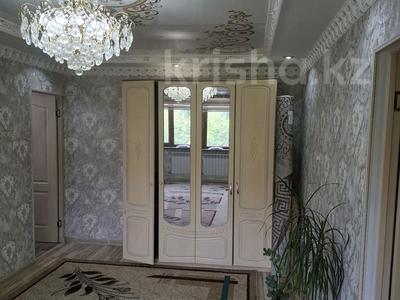 3-комнатная квартира · 70 м² · 3/5 этаж, мкр Восток 7 — Кәмшат за 180 000 〒 в Шымкенте, Аль-Фарабийский р-н