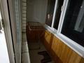 2-бөлмелі пәтер · 64 м² · 3/3 қабат, Момышұлы 42/3 блок 1 — 120 кв Рахат жақта, бағасы: 16.8 млн ₸ в Зайсане — фото 5
