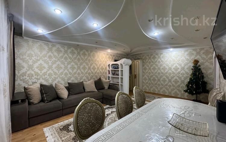 4-бөлмелі пәтер · 81 м² · 8/10 қабат, Би Боранбая, бағасы: 30 млн ₸ в Семее — фото 2