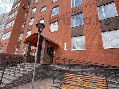 3-комнатная квартира · 96.5 м² · 10/10 этаж, Ак.Сатпаева 350/5 — Теплова-Сатпаева за 35 млн 〒 в Павлодаре