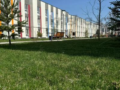 3-бөлмелі пәтер · 59.4 м² · 1/3 қабат, Үстірт 2936а/1 (22 блок), бағасы: 29.7 млн ₸ в Коксай (пути Ильича)