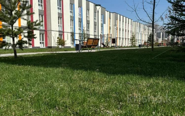 3-бөлмелі пәтер · 59.4 м² · 1/3 қабат, Үстірт 2936а/1 (22 блок), бағасы: 29.7 млн ₸ в Коксай (пути Ильича) — фото 2