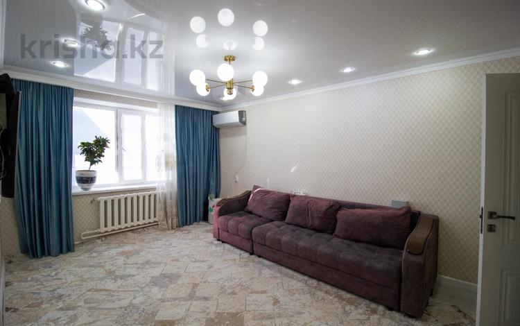 5-комнатная квартира, 100 м², 5/5 этаж, 5 мкр за 28 млн 〒 в Талдыкоргане, мкр Самал — фото 2