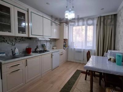 Продажа квартир в Западно-Казахстанской обл.: 2-комнатная квартира · 65 м² · 1/3 этаж, Карева за 27 млн 〒 2-комнатная квартира · 65 м² · 1/3 этаж, Карева за 27 млн 〒 в Уральске