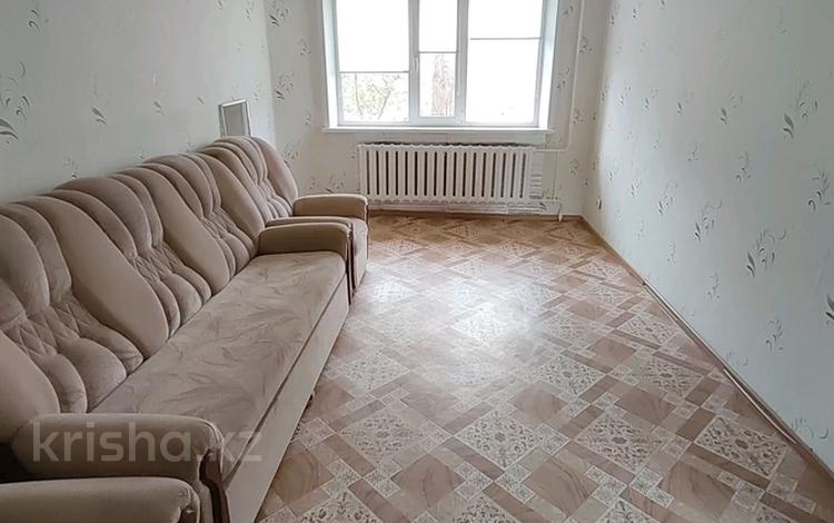 2-бөлмелі пәтер · 44 м² · 1/5 қабат, Мкр. 6 39, бағасы: 7.2 млн ₸ в Степногорске — фото 2