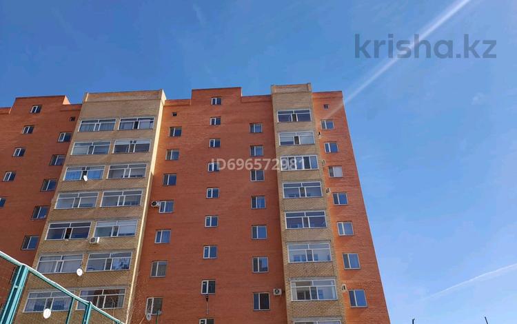 3-бөлмелі пәтер · 98.8 м² · 9/9 қабат, Дулатова 27а — Ауэзова, бағасы: 31 млн ₸ в Кокшетау — фото 16