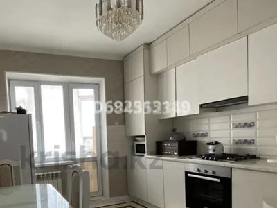 2-комнатная квартира · 60 м² · 7/9 этаж, мкр. Алмагуль, Амандосова 42/2 за 29 млн ₸ в Атырау