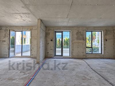 4-комнатная квартира · 245 м² · 1/3 этаж, Достык 300 за 415 млн ₸ в Алматы, Медеуский р-н