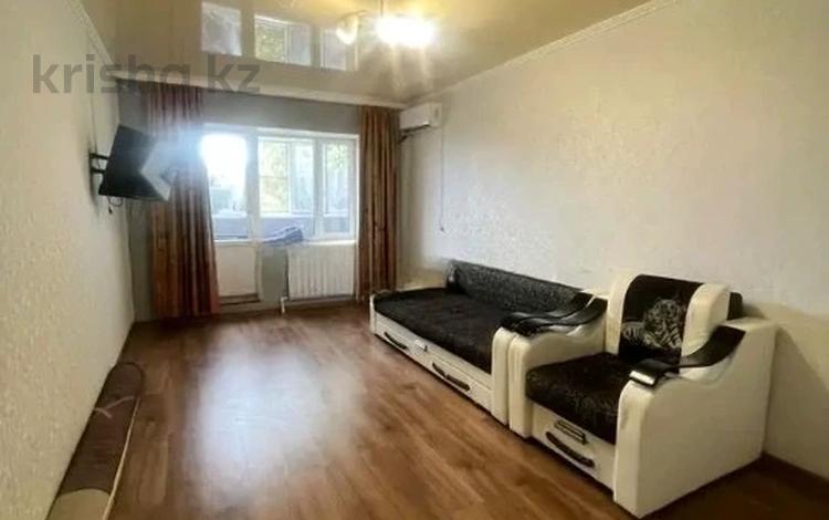 1-бөлмелі пәтер · 49 м² · 4/5 қабат, Алтын орда ш/а., тауелсиздик, бағасы: 18.5 млн ₸ в Актобе, мкр. Алтын орда — фото 2