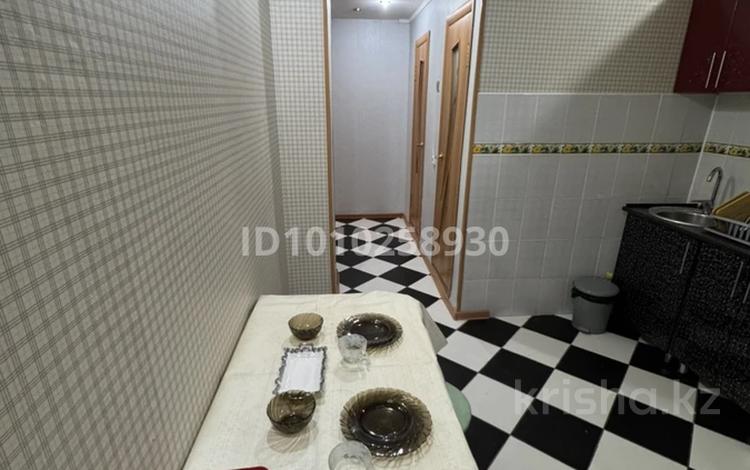 2-комнатная квартира · 56 м² · 6/9 этаж, мкр Юго-Восток, Мкр Гульдер 1 13 за 22 млн ₸ в Караганде, Казыбек би р-н — фото 2