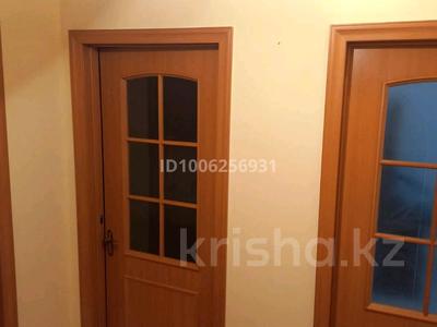 3-комнатная квартира · 60 м² · 3/5 этаж, Байконурова 114 — Рынок Шаруа за 250 000 ₸ в Жезказгане