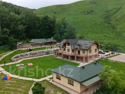 Дом · 8 комнат · 340 м², Верхняя Каскеленская трасса 1/3 — Кок-тау горнолыжный курорт за 200 000 ₸
