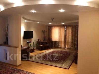 4-бөлмелі пәтер · 114 м² · 7/10 қабат, 1 ш/а, молдагуловой, бағасы: 36 млн ₸ в Актобе, мкр 5