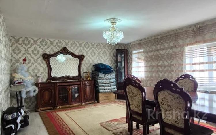 Отдельный дом · 3 комнаты · 87 м² · 6.7 сот., мкр Атырау, Молдагулова 119 за 18.3 млн ₸ — фото 17