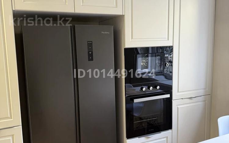 3-комнатная квартира · 73 м² · 1/10 этаж, Райымбека 481 — Райымбека Саина за 400 000 ₸ в Алматы, Алатауский р-н — фото 2