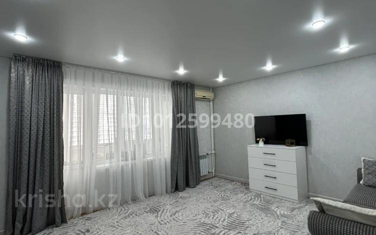 1-комнатная квартира · 52 м² · 1/6 этаж, 30-й мкр 167 — Рядом трц олжа за 14.9 млн ₸ в Актау — фото 2