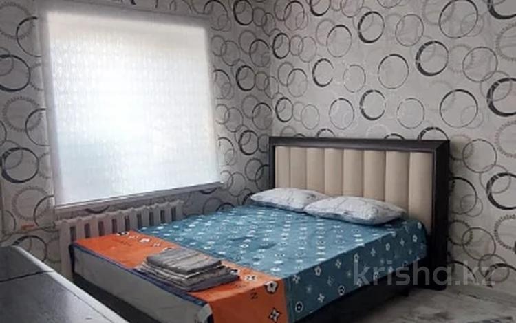 4-комнатная квартира · 90 м² · 1/5 этаж, Толе би 141А за 25 000 ₸ в  — фото 7